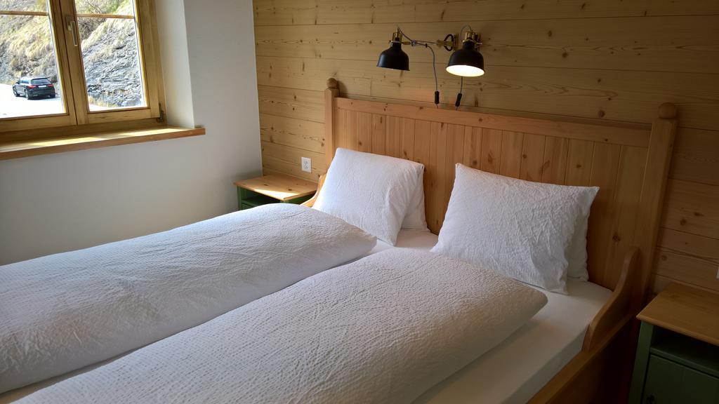 B&B Chasa Arfusch Ardez Esterno foto