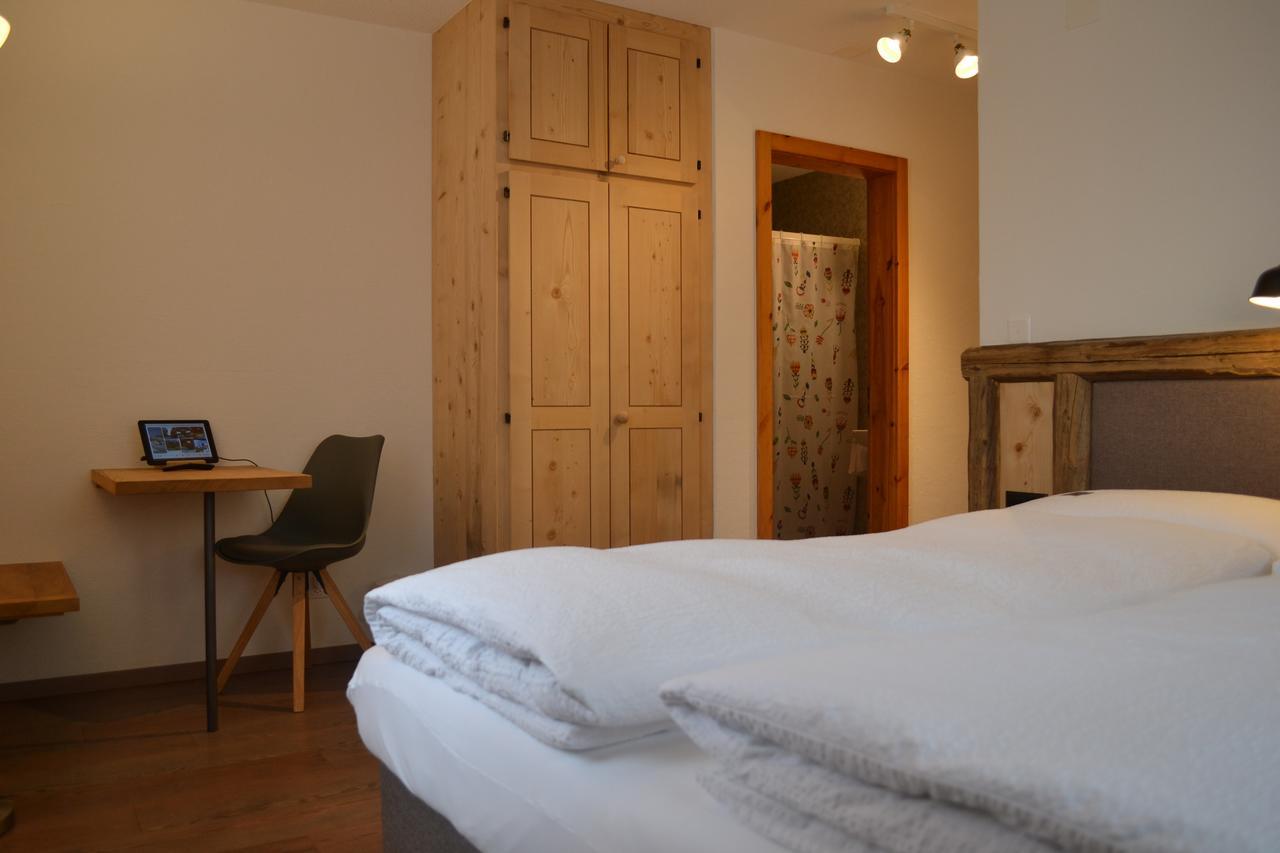 B&B Chasa Arfusch Ardez Esterno foto