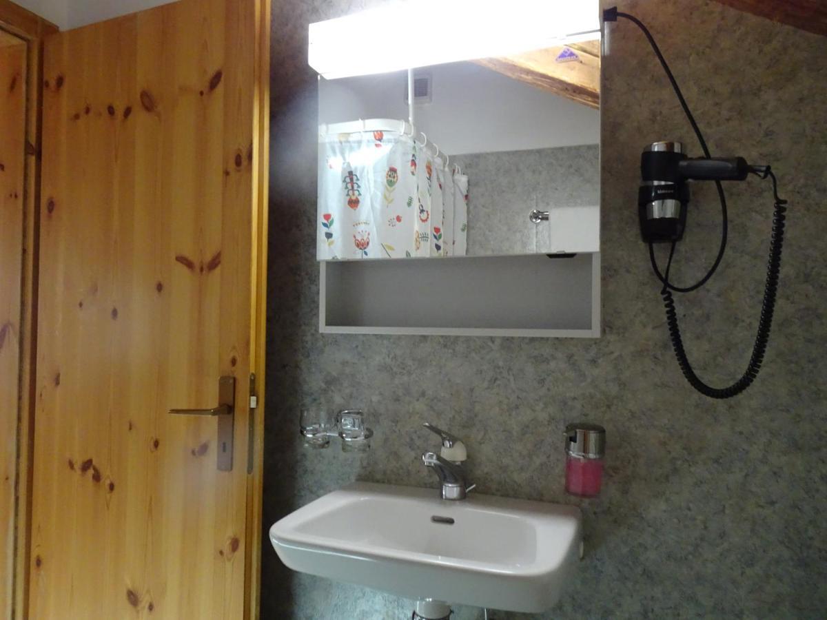 B&B Chasa Arfusch Ardez Esterno foto