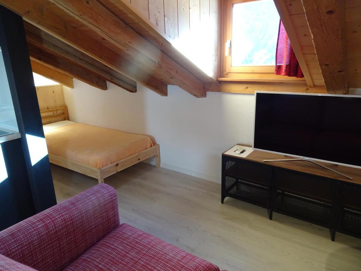 B&B Chasa Arfusch Ardez Esterno foto